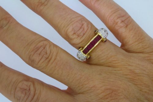 Diamond & Gold Jewellery 18ct Yellow Gold Unusual Design Ruby & Diamond Ring (vintage/Secondhand)