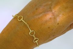 Equestrian Jewellery Collection 9ct Yellow Gold Snaffle Bit Bracelet Equestrian Horse Jewellery