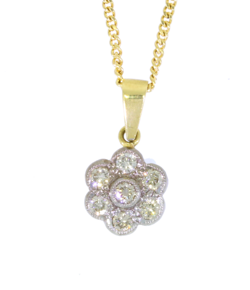 Diamond & Gold Jewellery 18ct Yellow Gold 35pts Diamond Daisy Flower Pendant & Chain