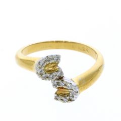 Equestrian Jewellery Collection 9 Carat Yellow & White Gold Diamond Set Horse Shoe Ring Equestrian