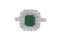 Diamond & Gold Jewellery Platinum Diamond & Emerald Halo Cluster Ring