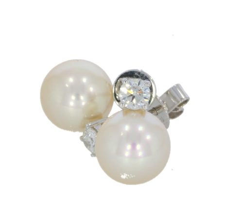 Diamond & Gold Jewellery 18ct White Gold Cultured 8.5mm Pearl Diamond Stud Earrings