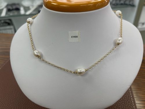 Diamond & Gold Jewellery 9ct Yellow Gold Freshwater Seven Pearl & Chain Necklace